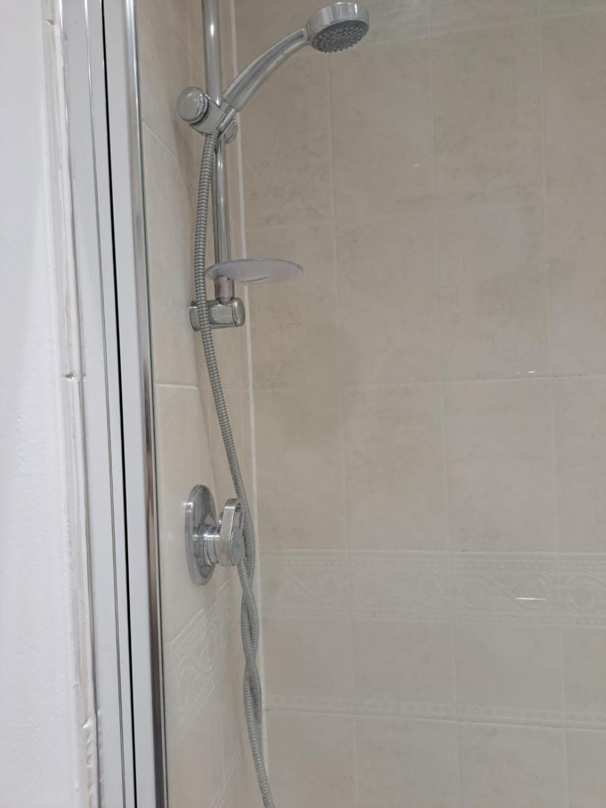 Luxury Rooms And An En-Suite Room With Free Wi-Fi Clarendon Way Colchester Exteriör bild