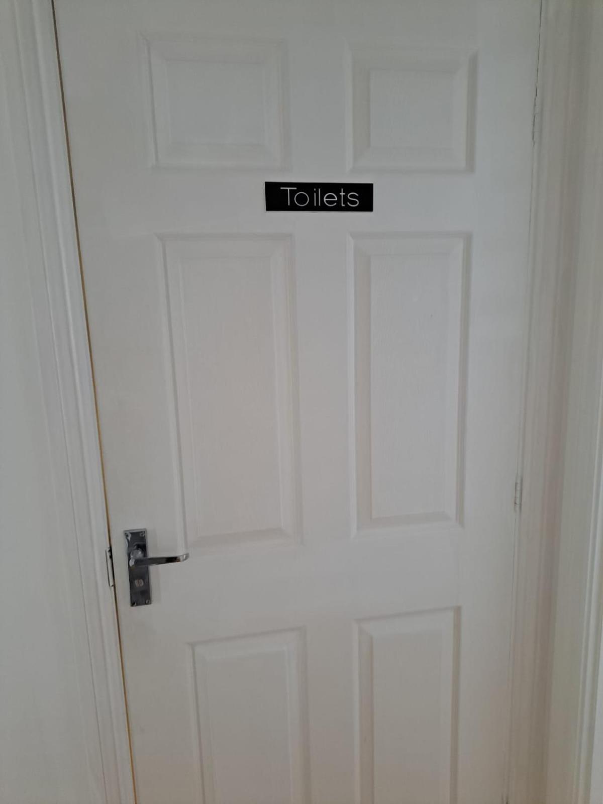 Luxury Rooms And An En-Suite Room With Free Wi-Fi Clarendon Way Colchester Exteriör bild