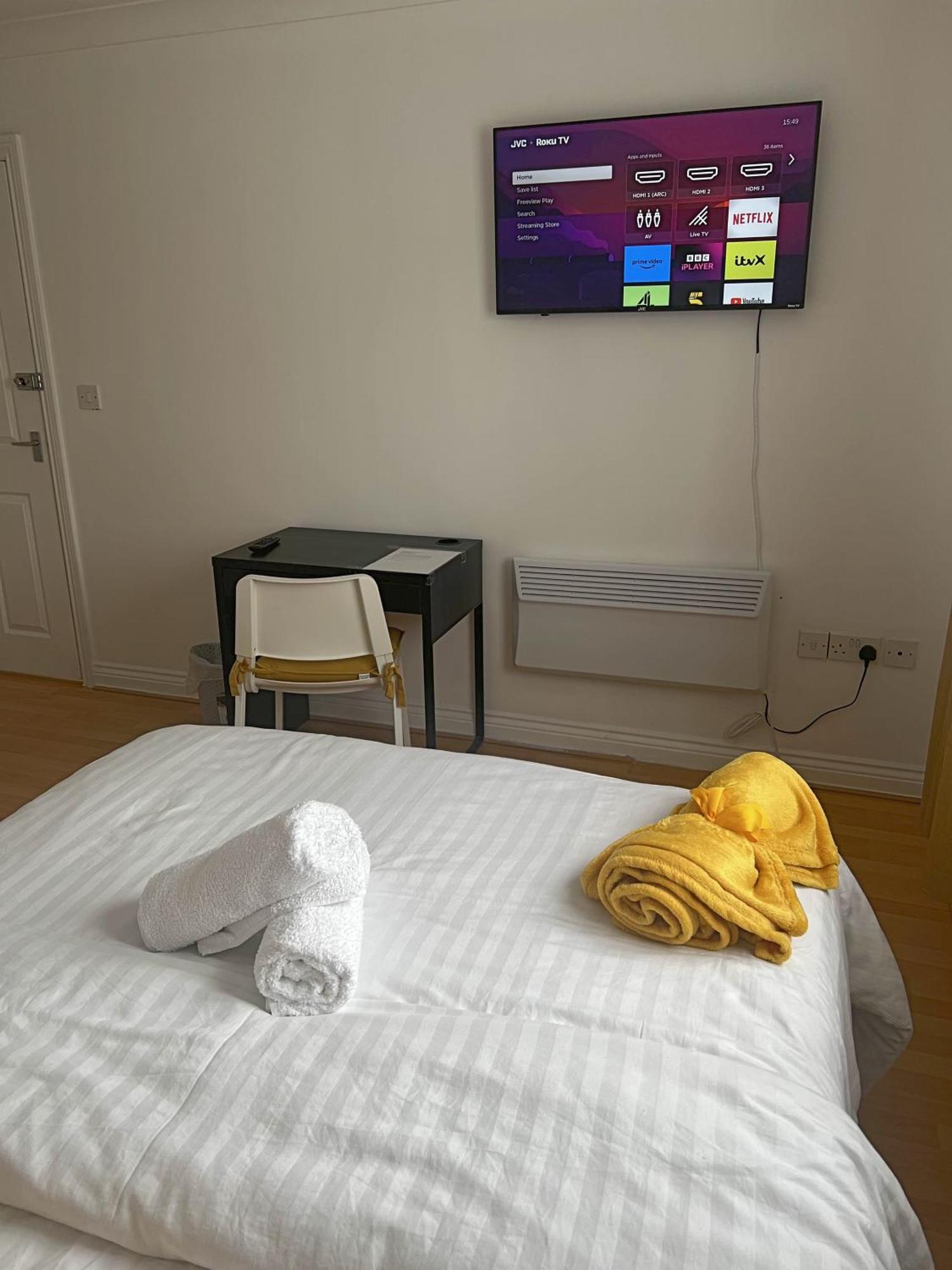 Luxury Rooms And An En-Suite Room With Free Wi-Fi Clarendon Way Colchester Exteriör bild