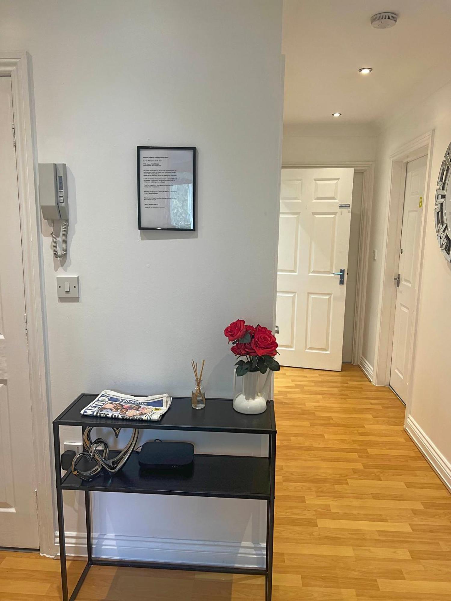 Luxury Rooms And An En-Suite Room With Free Wi-Fi Clarendon Way Colchester Exteriör bild